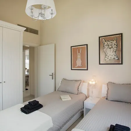 Mz Eternity Villa *